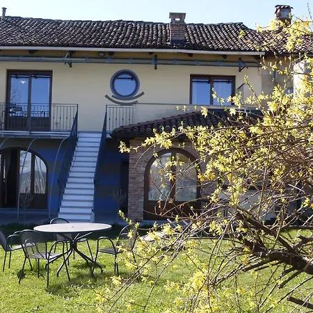 Apartment Casa Del Pozzo La Morra