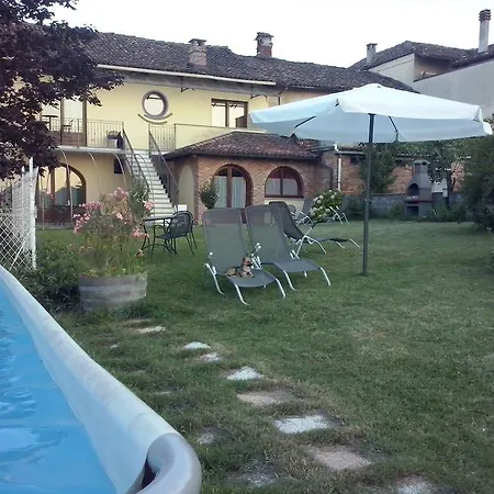 Apartment Casa Del Pozzo La Morra